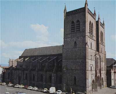 Cathédrale Saint Pierre à Saint Flour