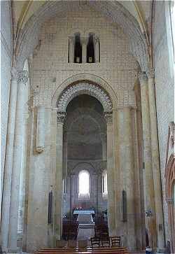 Eglise Saint Arthémy de Blanzac