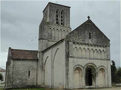 Eglise Notre-Dame de Corme-Ecluse