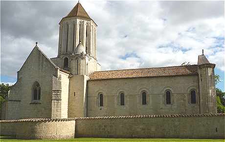 Eglise Notre-Dame de Surgères