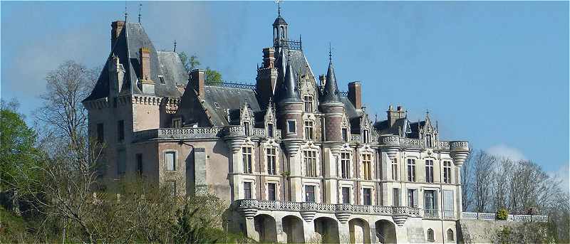 Chateau de Montigny le Ganelon