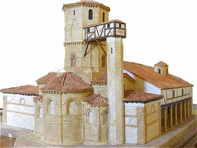 Maquette reproduisant l'état de l'église Romane Saint Martin de Fromista avant les travaux de la fin du XIXème siècle