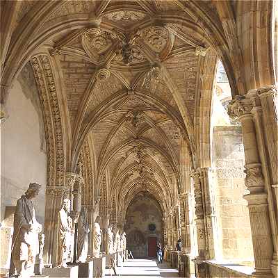 Galerie du cloitre de la Cathédrale de Leon