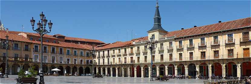 Leon: la Plaza Mayor