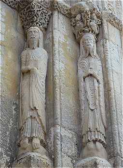 Sculptures du portail extérieur de l'église San Martin de Ségovie