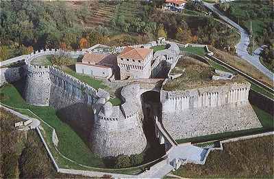 Chateau de Sarzanello