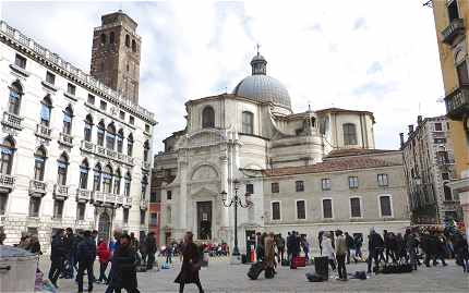 Venise: le Campo San Geremia à Cannaregio