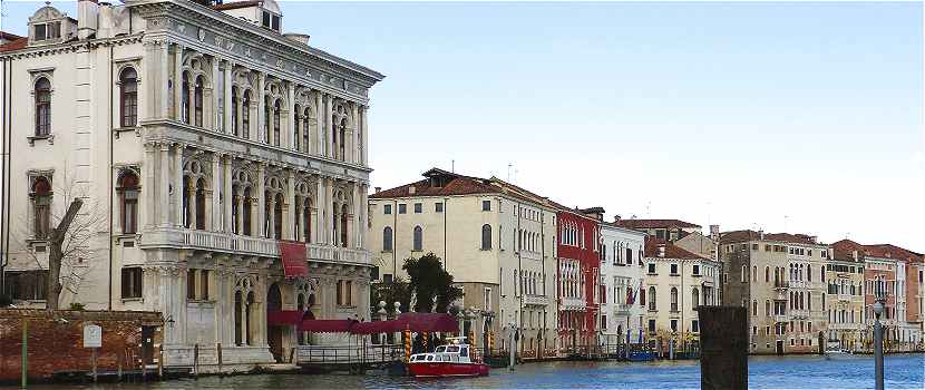 Venise: Le Palazzo Vendramin Calergi, le Palazzo Marcello, le Palazzo Molin Erizzo, le Palazzo Soranzo et Palazzo Emo sur le Grand Canal
