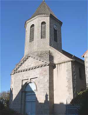 Façade de l'église Saint Sylvain d'Ahun
