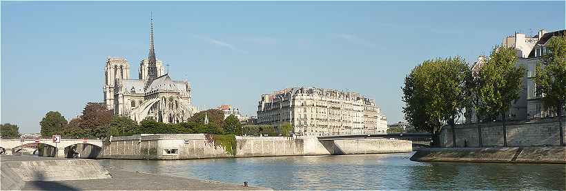 La Seine et l'île de la Cité vue du coté Est