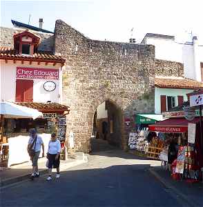 Porte de Navarre à Saint Jean Pied de Port