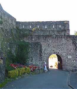 Porte Saint Jacques à Saint Jean Pied de Port