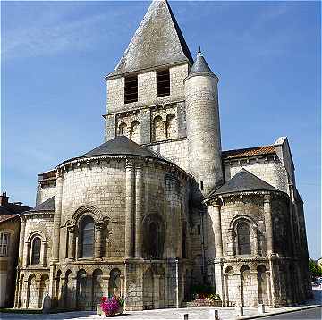 Chevet de l'église Notre Dame de Chauvigny
