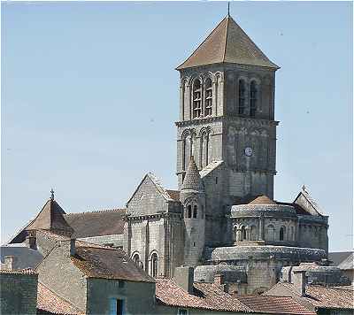 Collègiale Saint Pierre de Chauvigny: Chevet