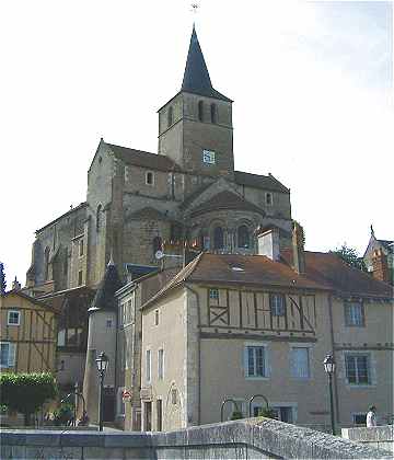 Eglise Notre-Dame et Quartier du Brouard à Montmorillon