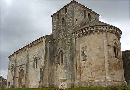 Eglise de Saint Mandé sur Brédoire