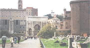 Arc de Septime-Sévere dans le Forum à Rome