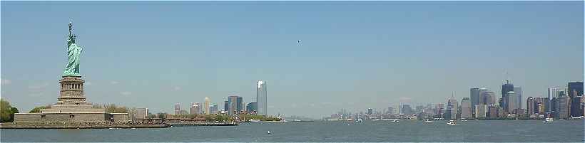 New-York: la statue de la Liberté, Jersey city, l'Hudson river et l'ouest de Manhatttan