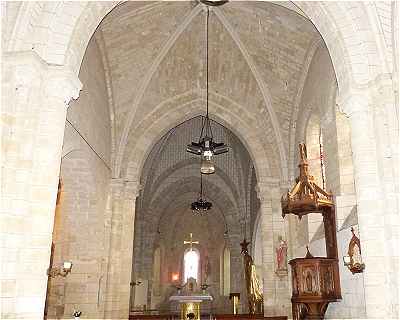 Nef Sud, choeur et abside de l'église Saint Symphorien d'Azay le Rideau
