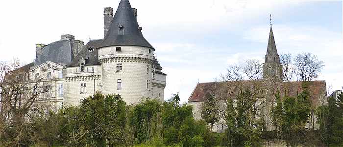 Château et église de Verneuil sur Indre