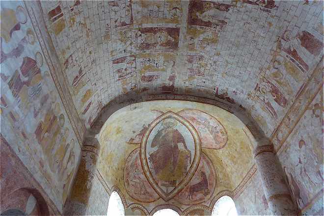 Fresques murales du choeur et de l'abside de l'église Saint Genest de Lavardin