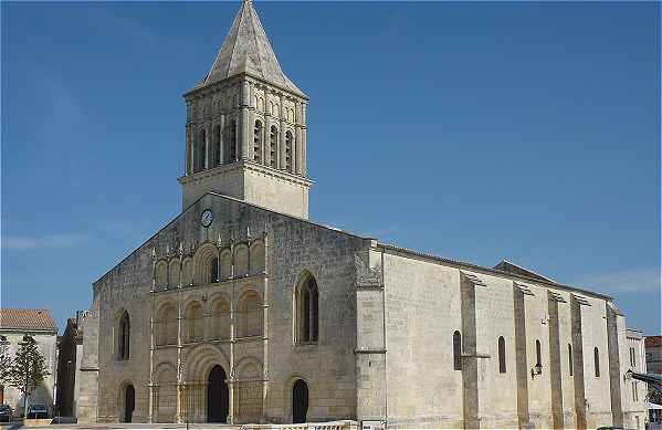 Eglise Saint Gervais et Saint Protais de Jonzac