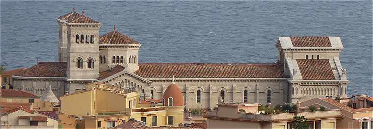 Monaco: la Cathédrale vue de profil