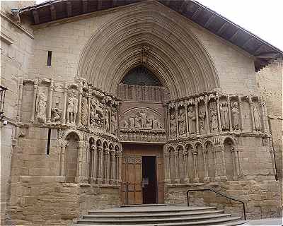 Portail de l'église San Bartolomé à Logrono