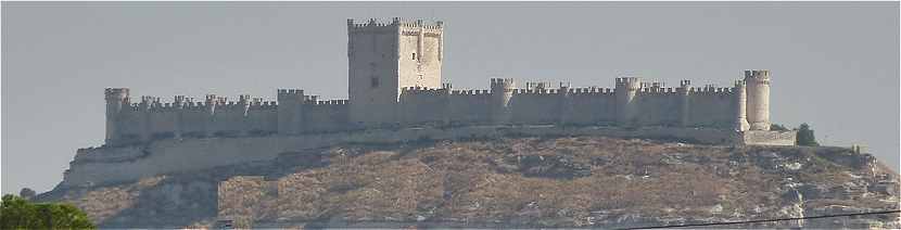 Château de Penafiel vu du côté Sud