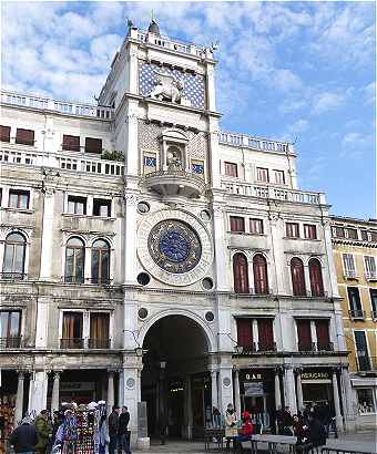 Venise: la Tour de l'Horloge sur la Place Saint Marc