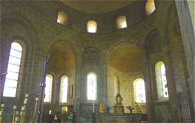 Choeur de l'église de Solignac