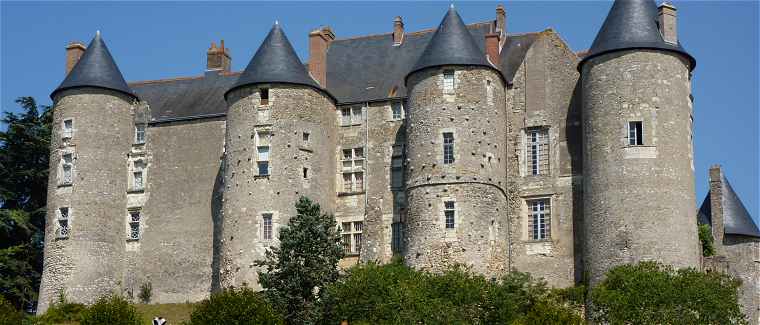 Chateau de Luynes vu du côté Ouest