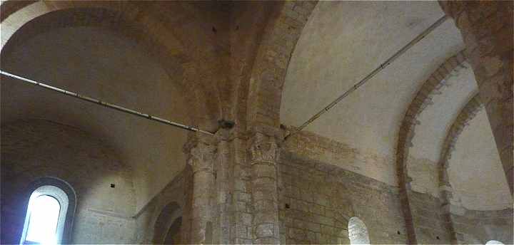 Articulation du transept et du choeur de l'église Saint Savinien de Melle