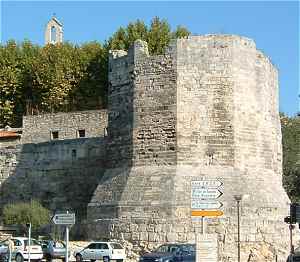 La Tour de Mourgues à Arles
