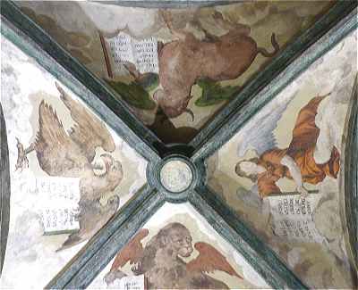 Peintures murales de la crypte de l'église Saint Pierre de Souday